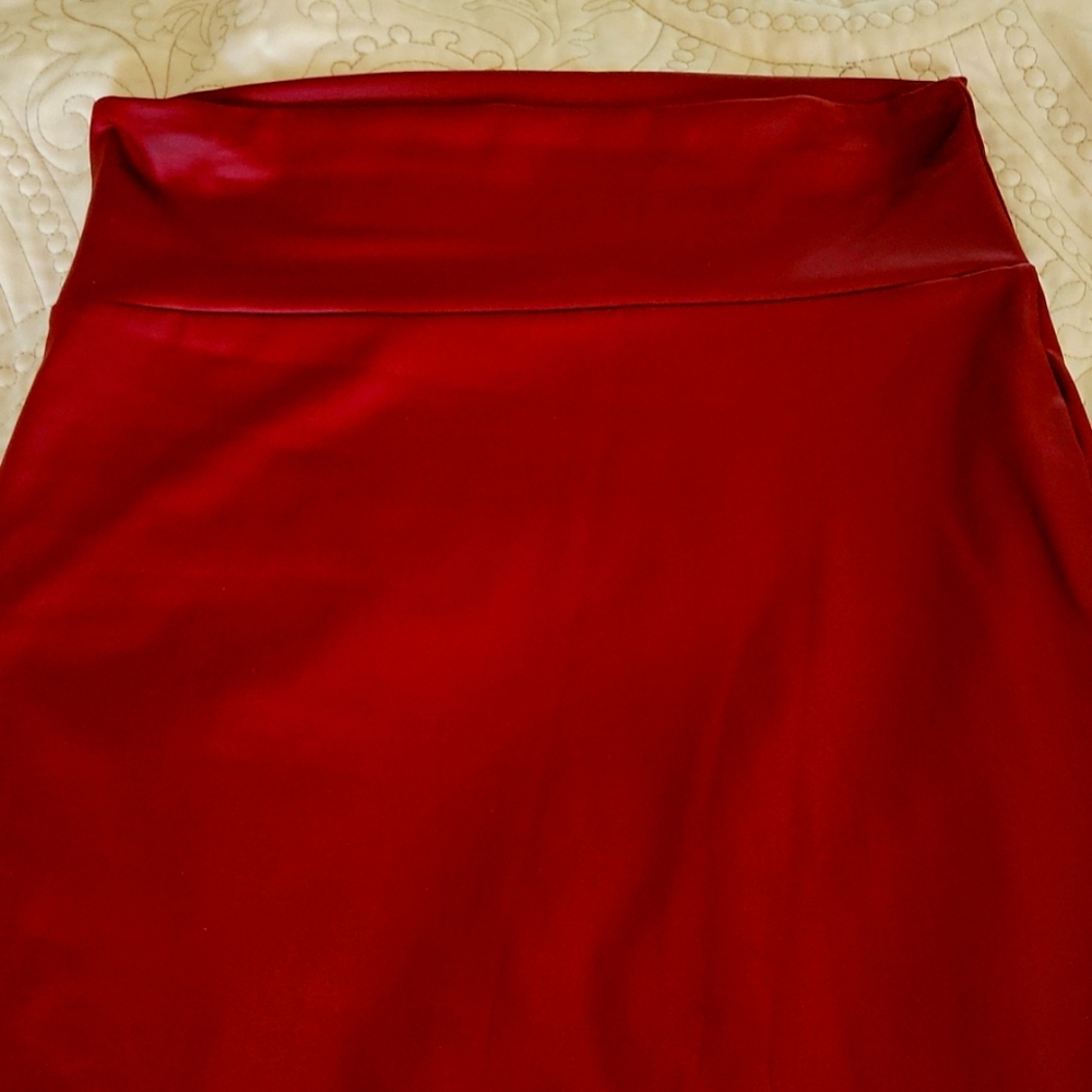 PENCIL SKIRT